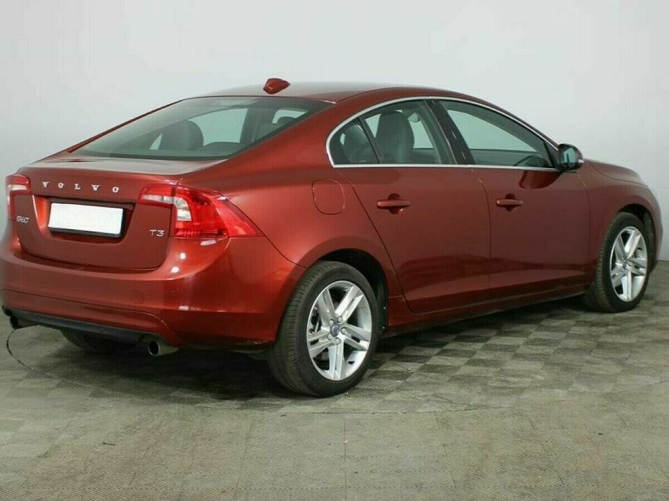 Volvo S60 II Рестайлинг, фото №3