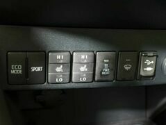 Toyota RAV4 2.2 Автомат, фото №7