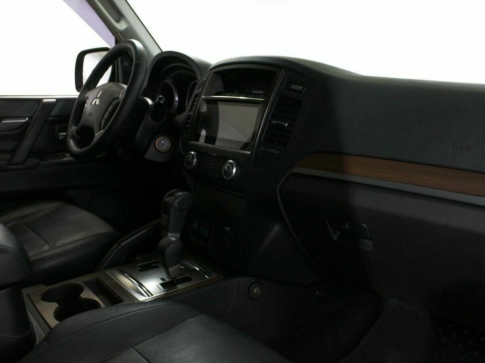 Mitsubishi Pajero IV, фото №10