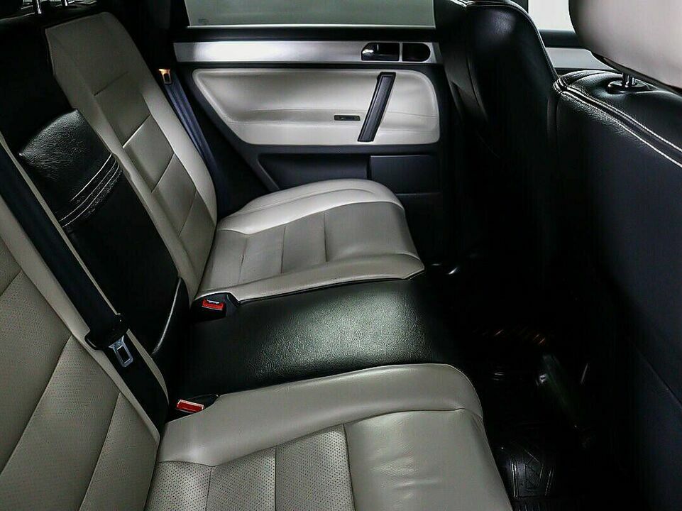 Volkswagen Touareg I Рестайлинг, фото №8