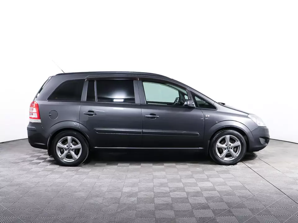 Opel Zafira, фото №4