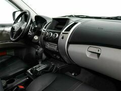 Mitsubishi Pajero Sport 3.0 Автомат, фото №7