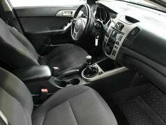 Kia Cerato 5-speed II, фото №5