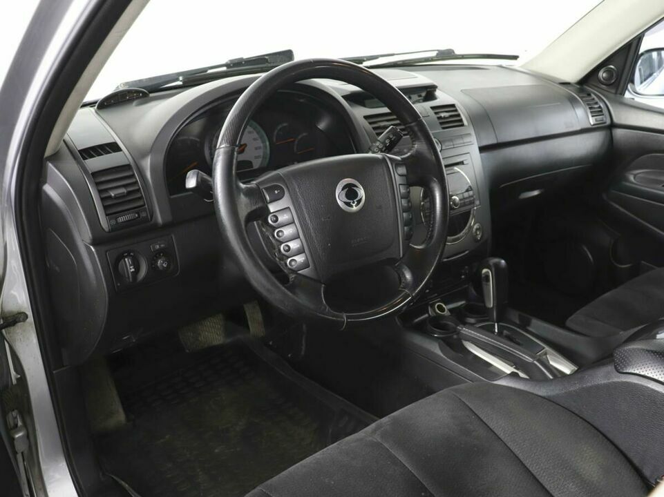 SsangYong Rexton, фото №9