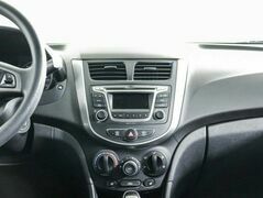 Hyundai Solaris 1.6 Автомат, фото №7