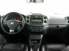 Volkswagen Tiguan 2.0 Автомат, фото №9