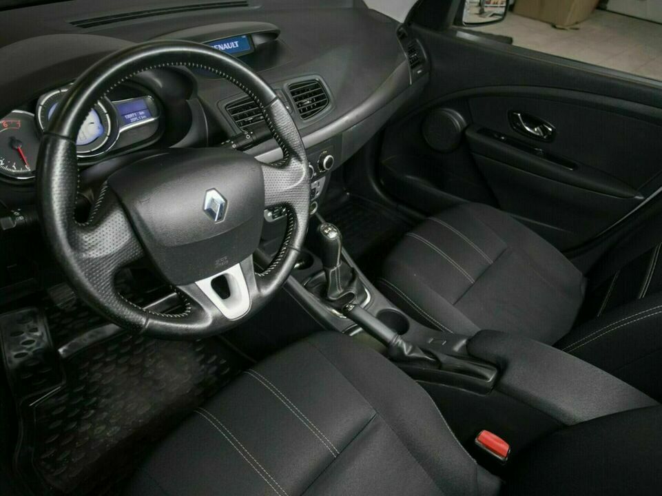 Renault fluence, фото №7