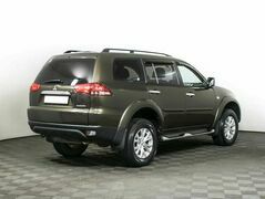 Mitsubishi Pajero Sport II Рестайлинг, фото №4