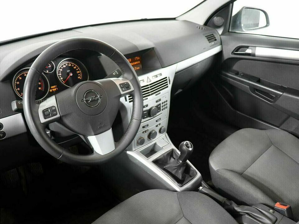 Opel Astra H Рестайлинг, фото №5