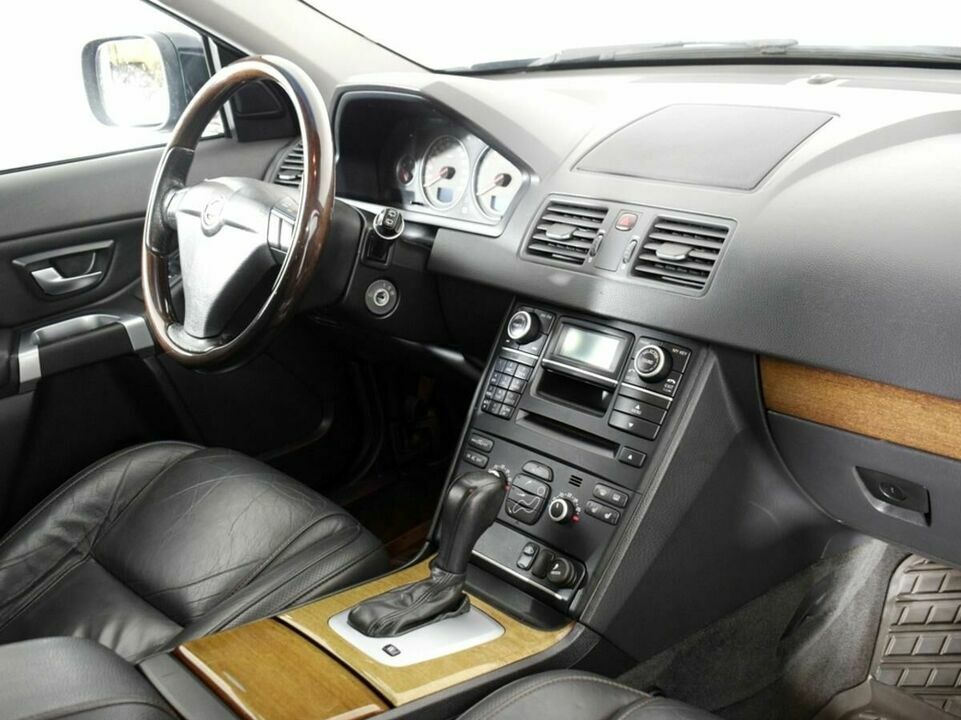 Volvo XC90, фото №9