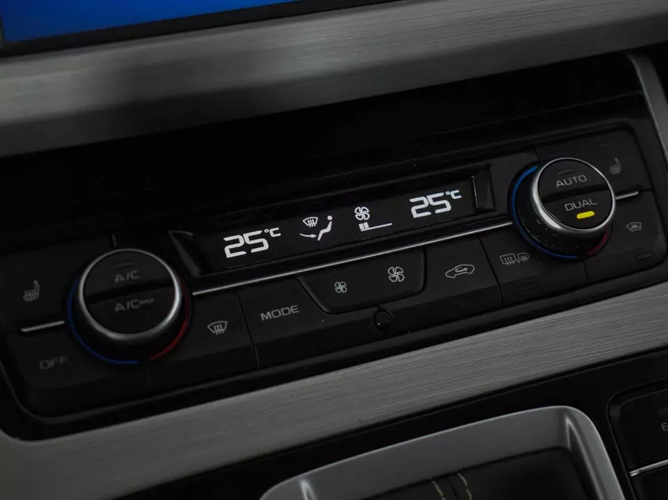 Geely Atlas, фото №20