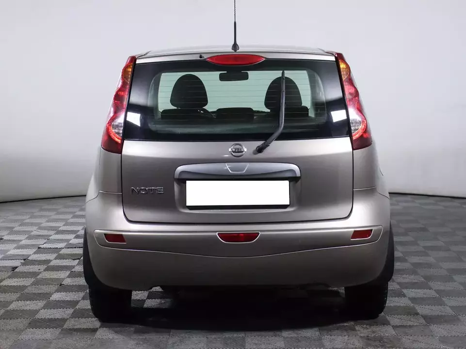 Nissan Note, фото №6