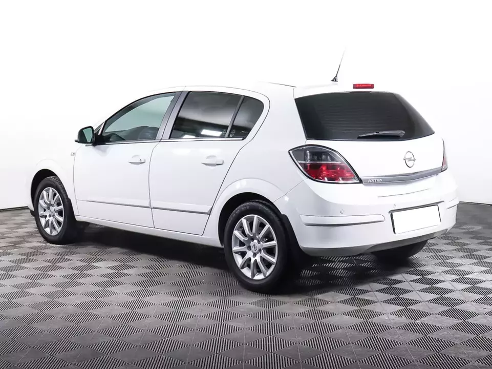 Opel Astra, фото №7