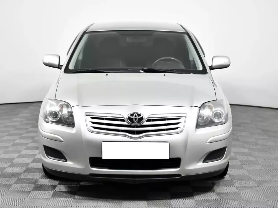 Toyota Avensis, фото №2