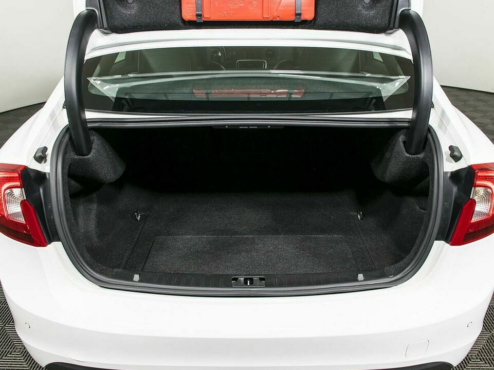 Volvo S60, фото №16