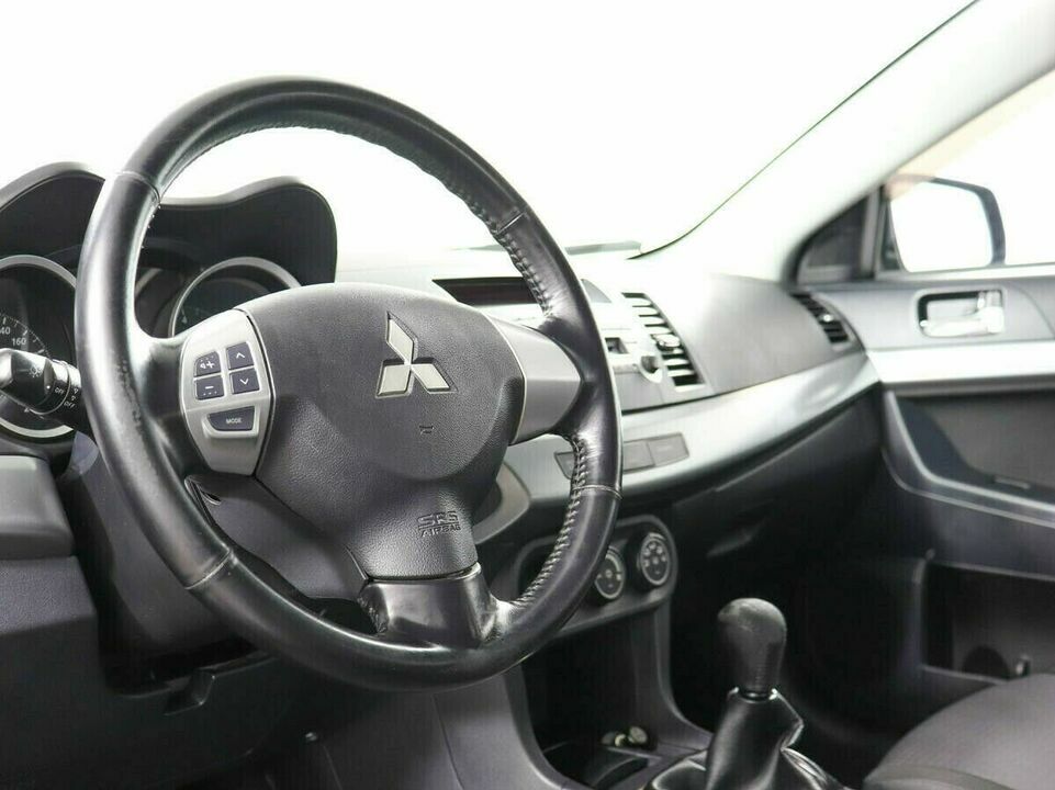 Mitsubishi Lancer X, фото №7