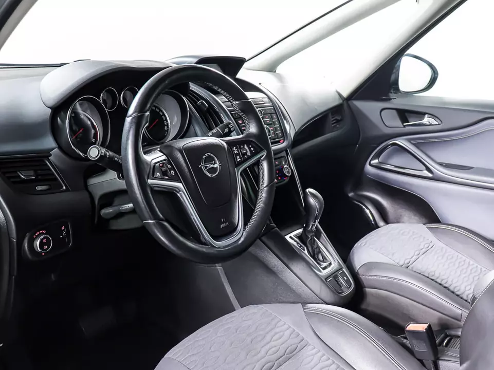 Opel Zafira, фото №18