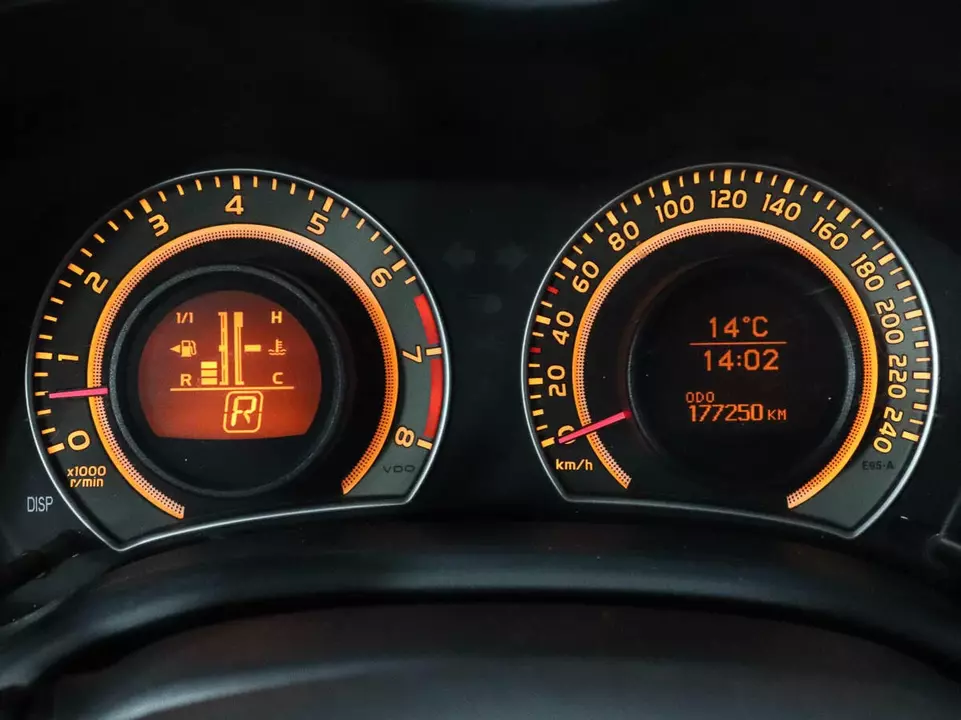 Toyota Corolla, фото №13