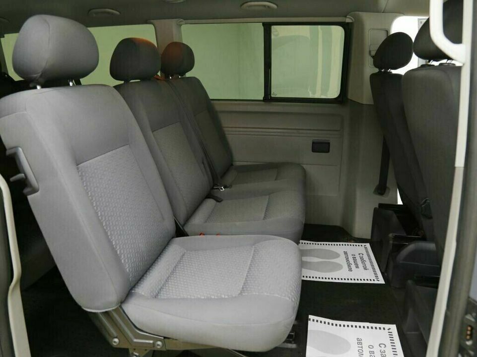 Volkswagen Caravelle LWB Long T5 Рестайлинг, фото №6