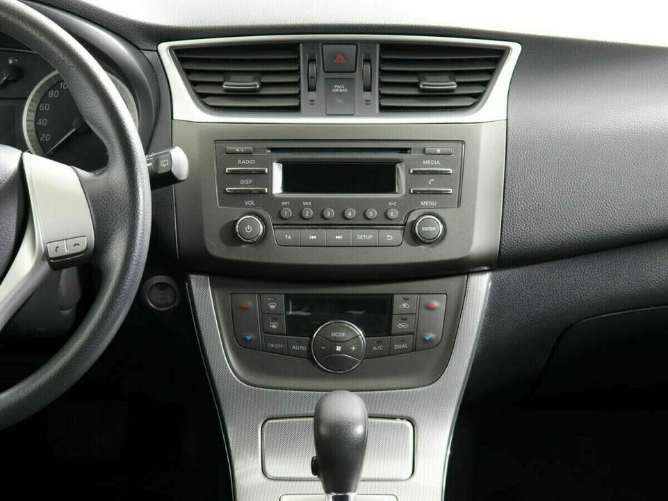 Nissan Tiida II, фото №6