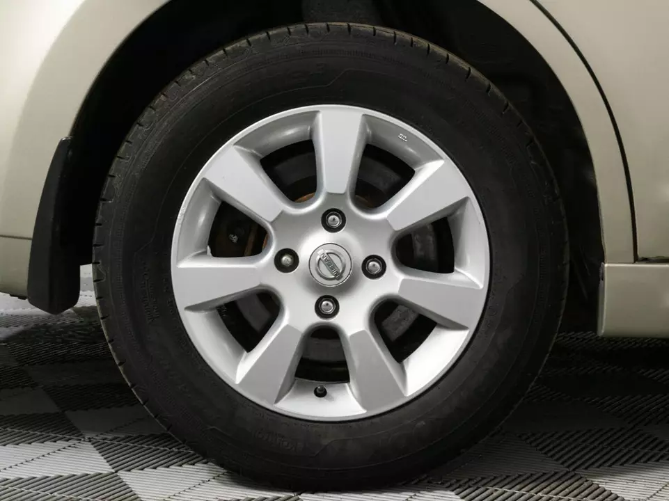 Nissan Tiida, фото №19
