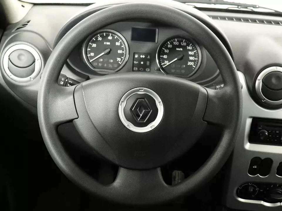 Renault Logan, фото №9