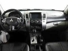 Mitsubishi pajero sport акпп 2013 с пробегом 92 300 км, фото №4