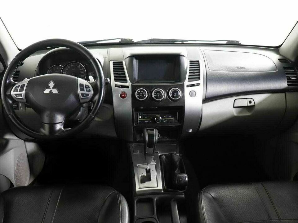 Mitsubishi pajero sport акпп 2013 с пробегом 92 300 км, фото №4