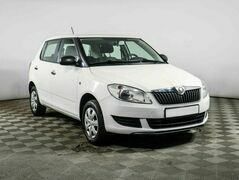 Skoda Fabia II Рестайлинг, фото №2