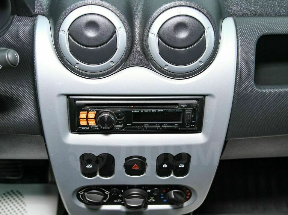 Renault Sandero, фото №14