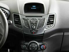 Ford Fiesta Mk6 Рестайлинг, фото №7
