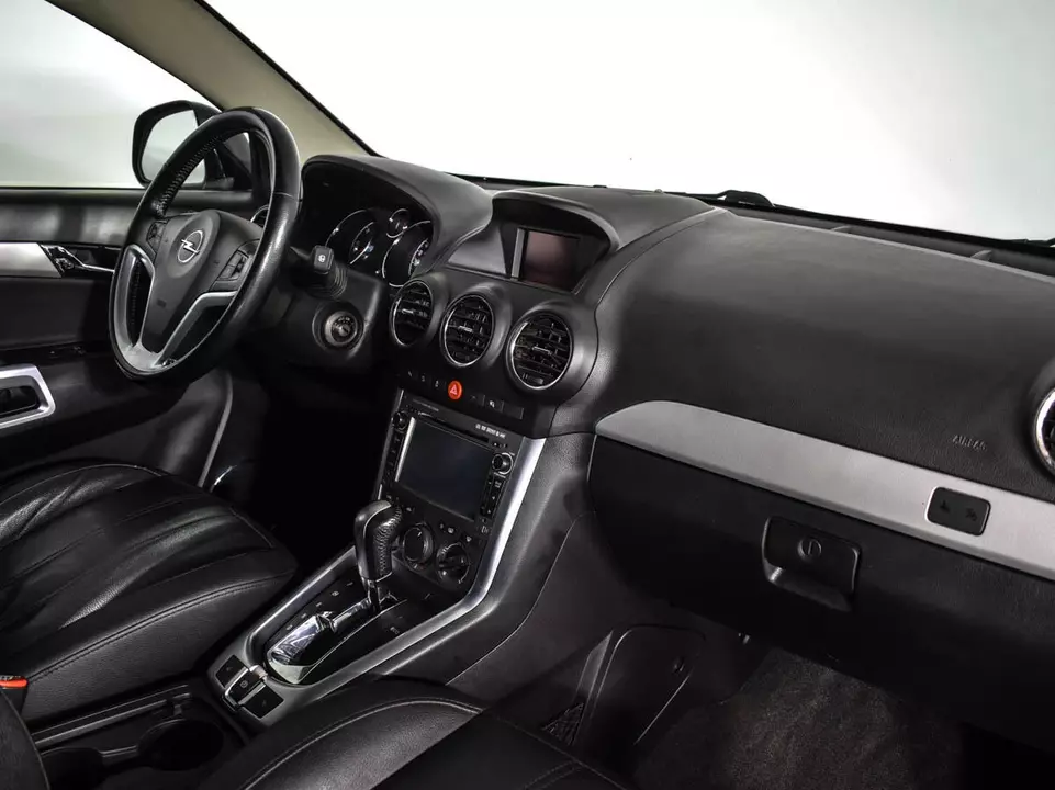 Opel Antara, фото №9