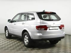 SsangYong Kyron, фото №8