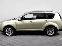 Mitsubishi Outlander, фото №8
