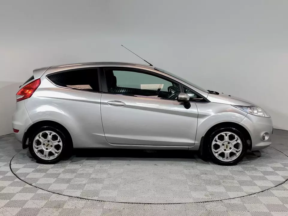 Ford Fiesta, фото №4