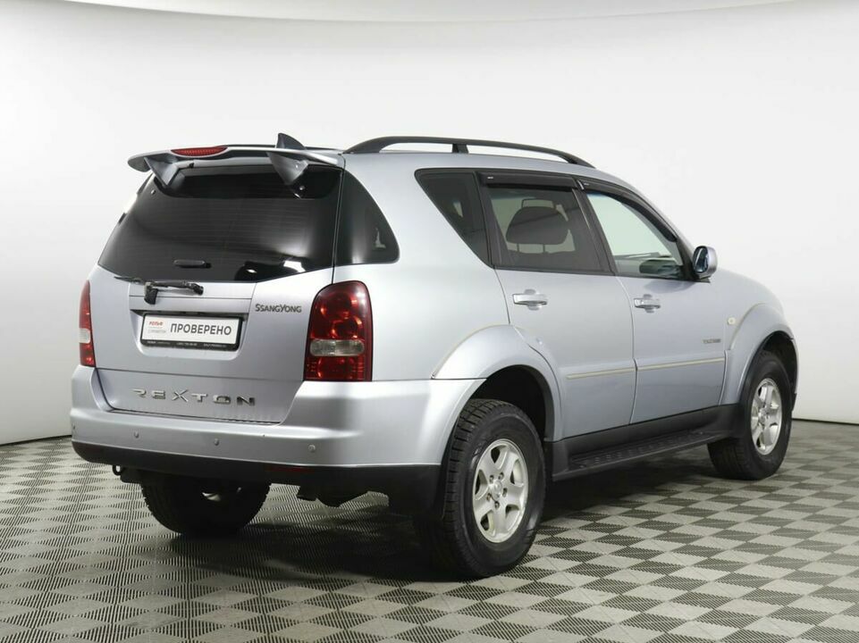 SsangYong Rexton, фото №8