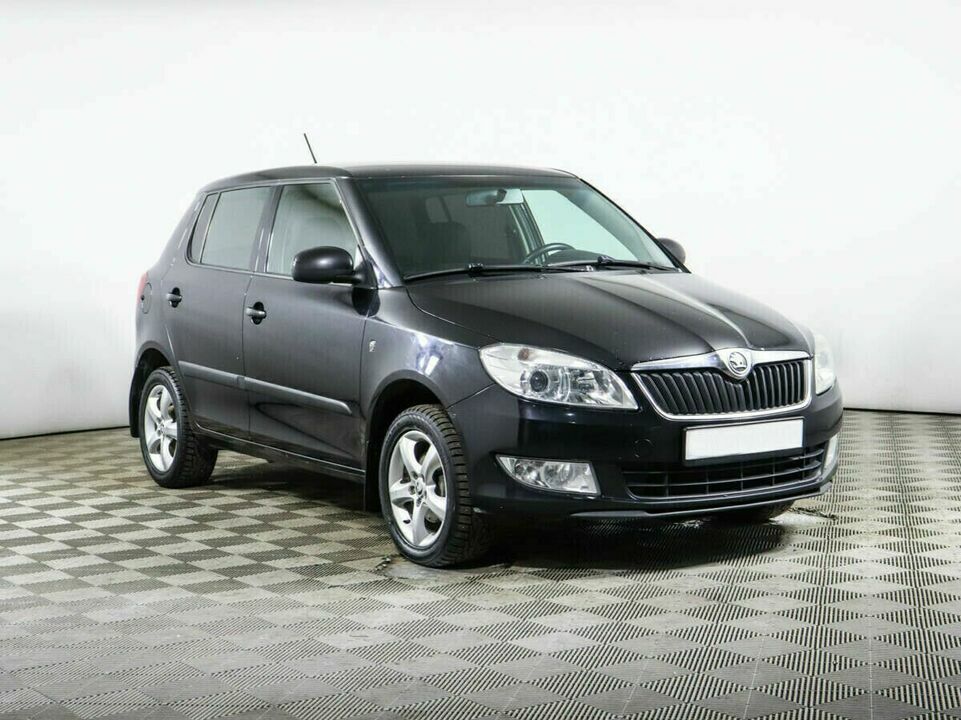 Skoda Fabia II Рестайлинг, фото №2