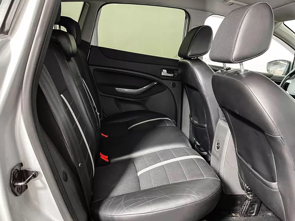 Ford Kuga, фото №10