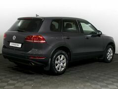 Volkswagen Touareg, фото №8