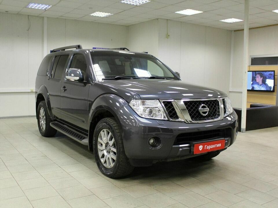 Nissan Pathfinder III Рестайлинг, фото №2