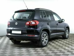Volkswagen Tiguan 2.0 Автомат, фото №3