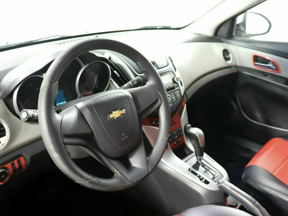Chevrolet Cruze I Рестайлинг, фото №5