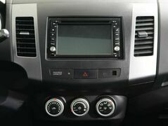 Mitsubishi Outlander II, фото №12