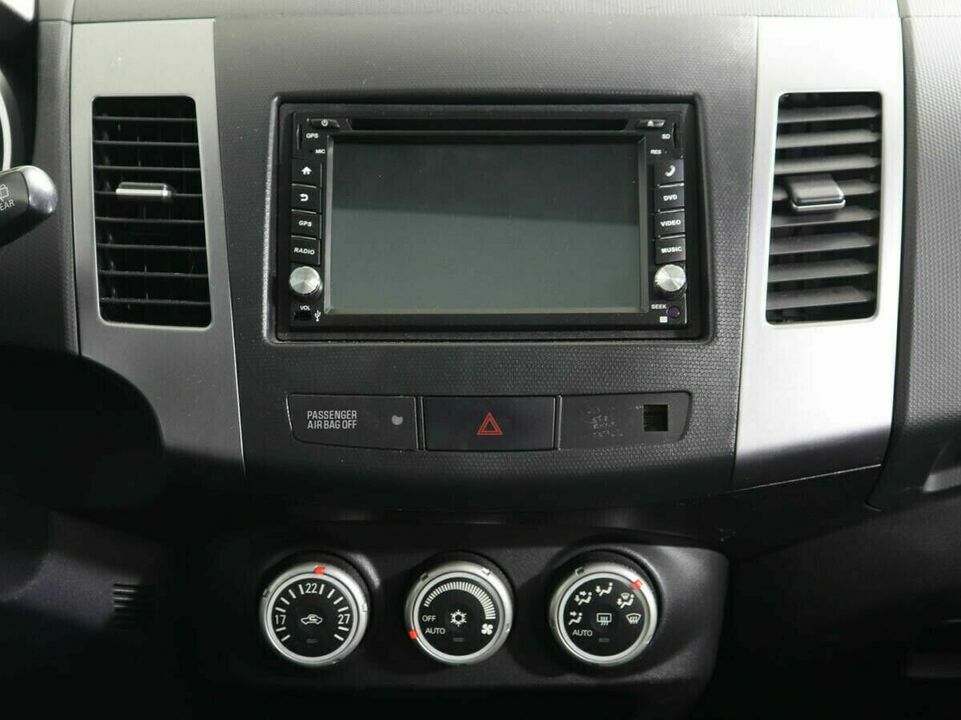 Mitsubishi Outlander II, фото №12