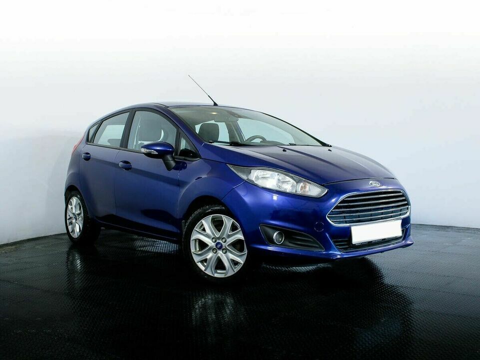 Ford Fiesta Mk6 Рестайлинг, фото №2
