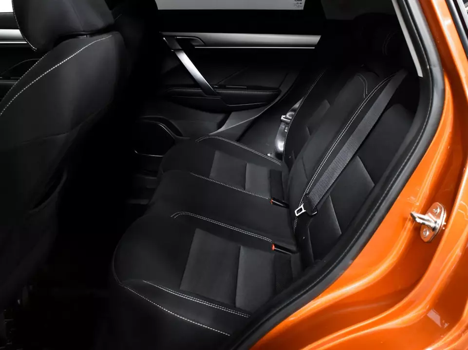 Geely Coolray, фото №12