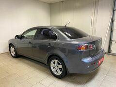 Mitsubishi Lancer, фото №4