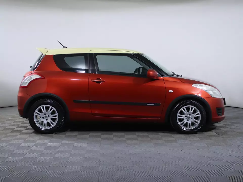 Suzuki Swift, фото №4