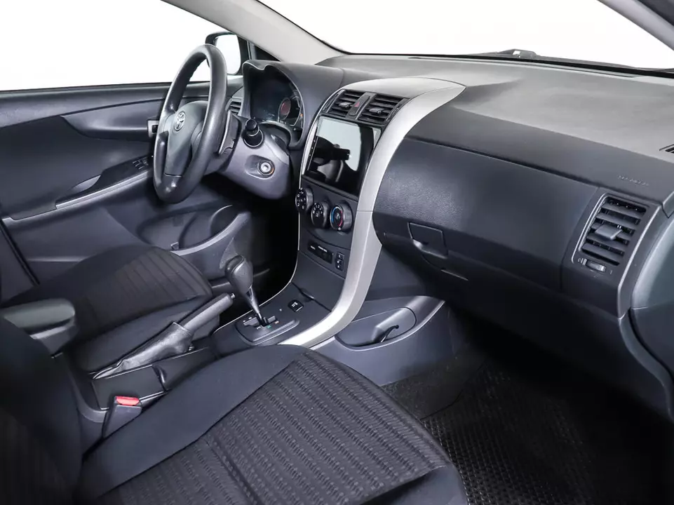 Toyota Corolla, фото №11