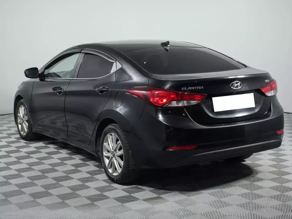 Hyundai Elantra, фото №7